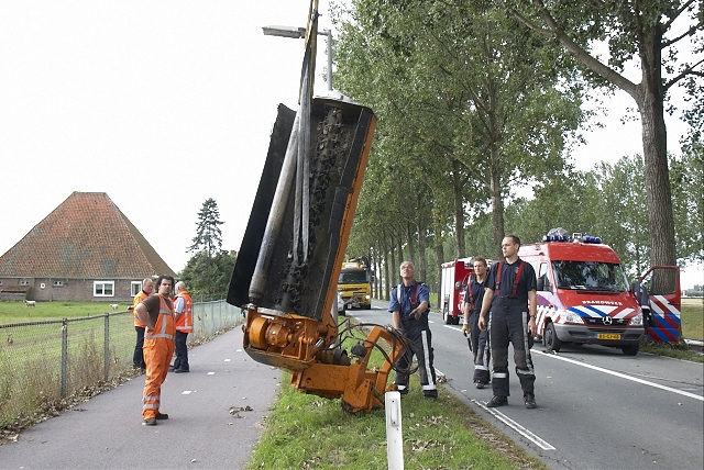 2010/236/GB 20100913 136 Voertuig te water Hoofdvaart Oost.jpg